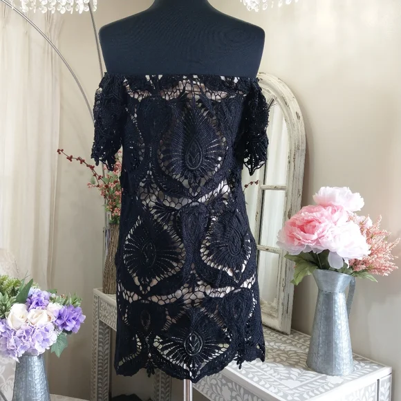 🍒NWT🍒 FREE PEOPLE CROCHET DRESS - Picture 10 of 12